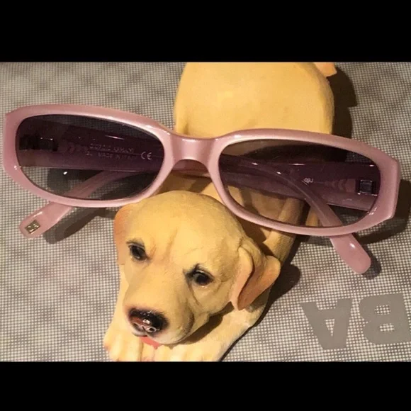 Giorgio Armani sunglasses. - like new - Picture 2 of 5